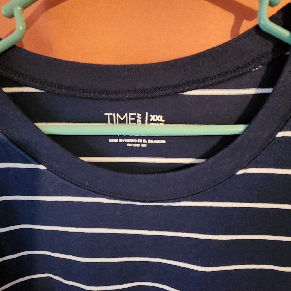 XXL, Time & Tru, Shorter T-Shirt - Picture 2 of 4